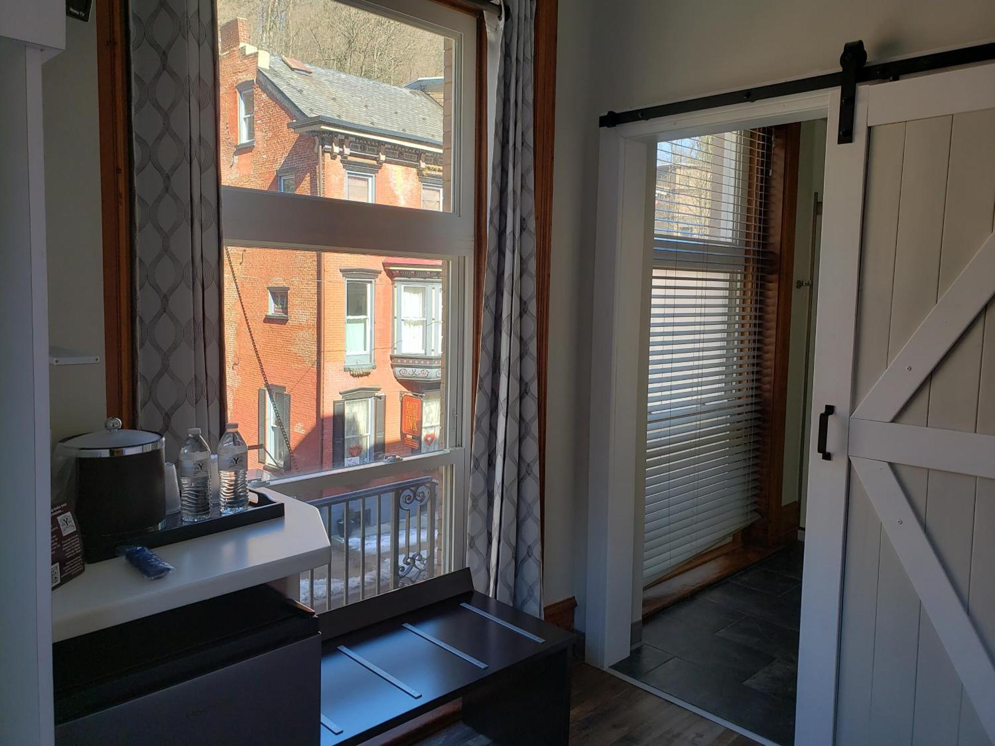 Hotel The Y On Broadway à Jim Thorpe Extérieur photo